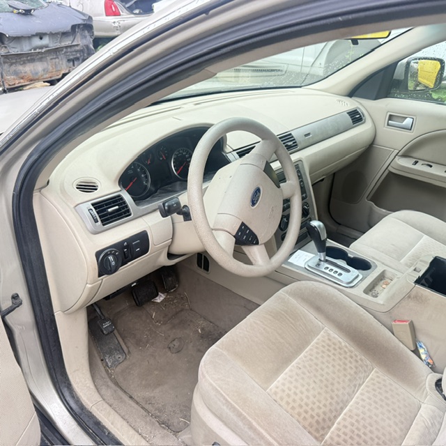 ford five hundred 2005 1FAFP23165G159938 image ford five hundred 2005 1FAFP23165G159938 image